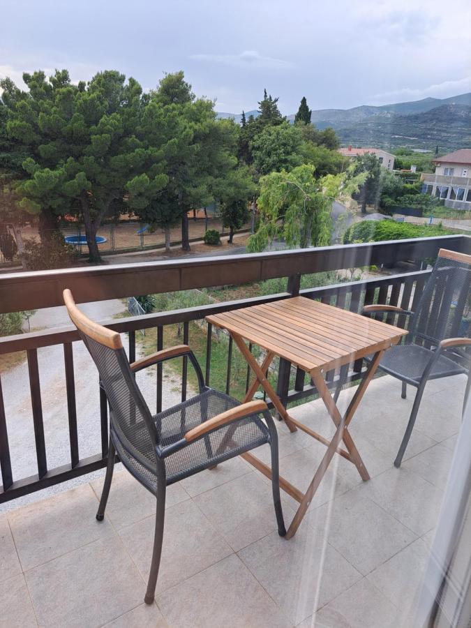 Apartments&Room Babic Kastela Bagian luar foto