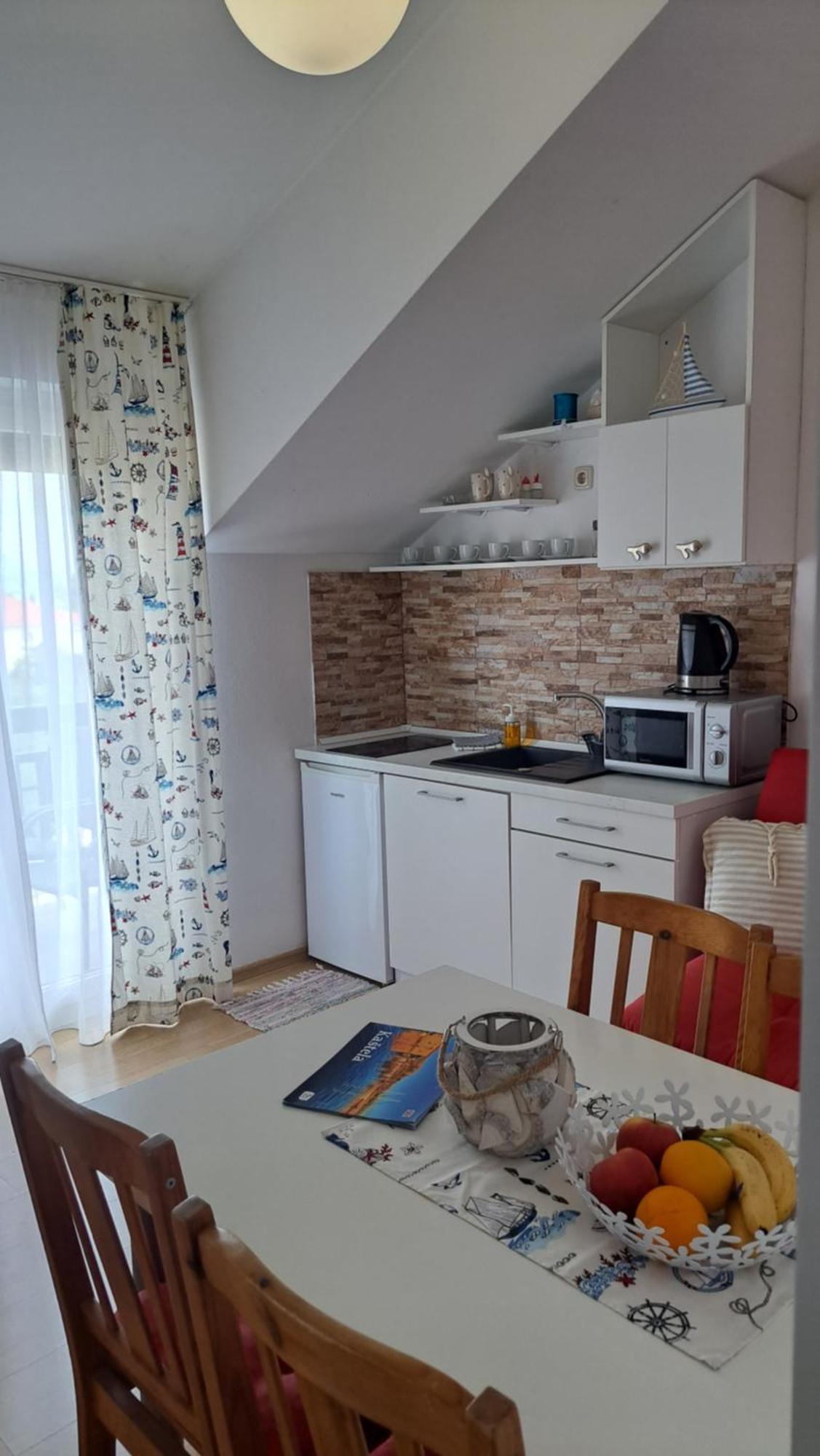 Apartments&Room Babic Kastela Ruang foto